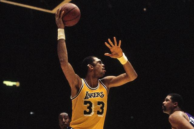 王燊超：后点射门进球是我的特点，队里每个人都是被需要的（王燊超：后点抢射是我的招牌，全队每个人都不可或缺）