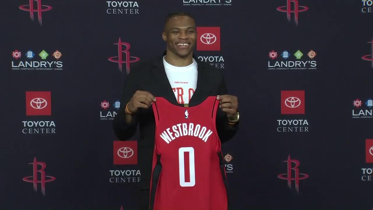 詹姆斯关键上篮锁定胜利（詹姆斯关键上篮定胜局）