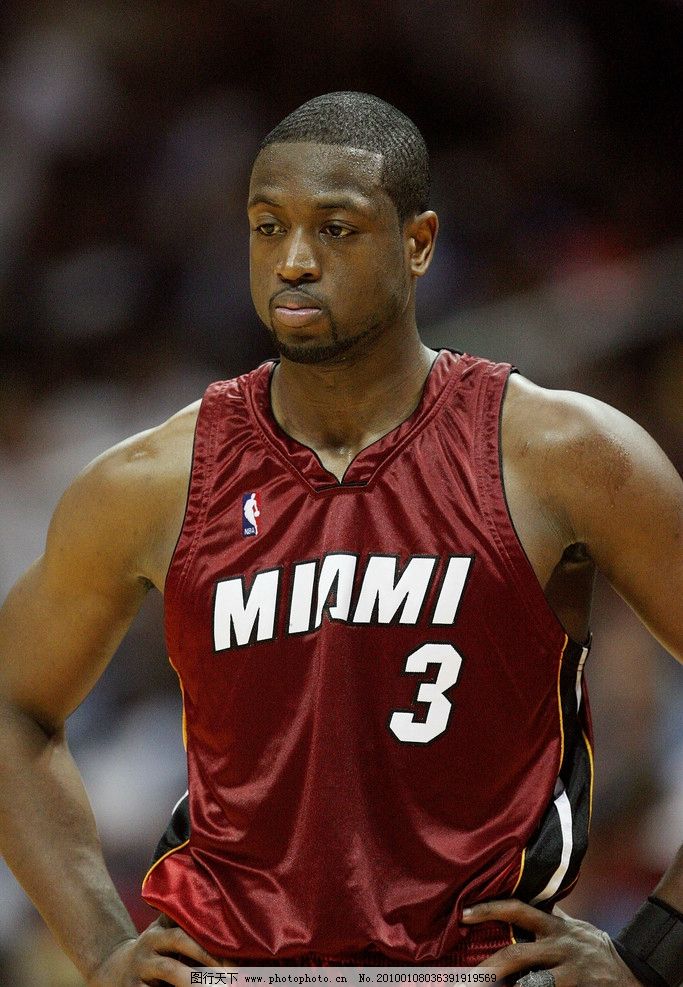 记者：孔蒂和那不勒斯的关系依然紧张，后者已经接触莫塔（记者：孔蒂与那不勒斯关系仍紧绷，那不勒斯方面已接触莫塔）